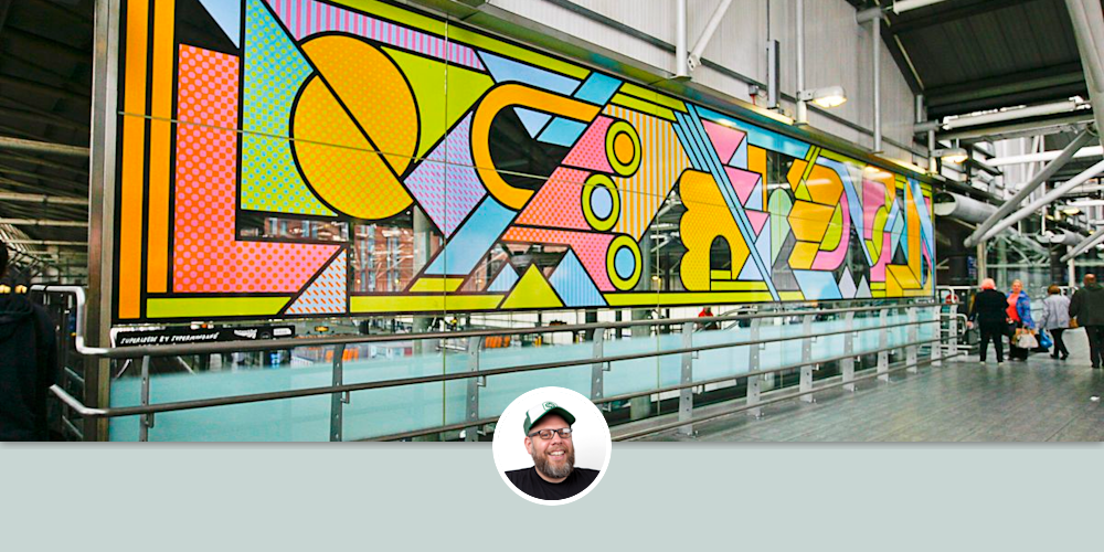 Super Leeds By Supermundane Rob Lowe Seen At Leeds Train Station