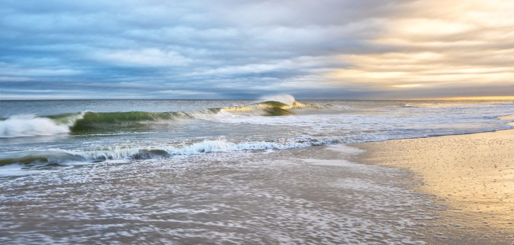 Sunset Beach Golden Hour | Photography by Judy Reinford