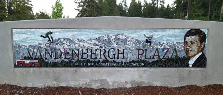 Port Orchard Skatepark Mosaic | Public Mosaics by JK Mosaic, LLC | South Kitsap Regional Park in Port Orchard