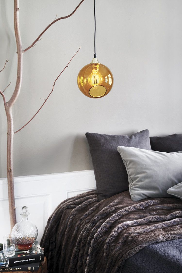 20 Bedroom Lamps for Cozy, Stylish Lighting