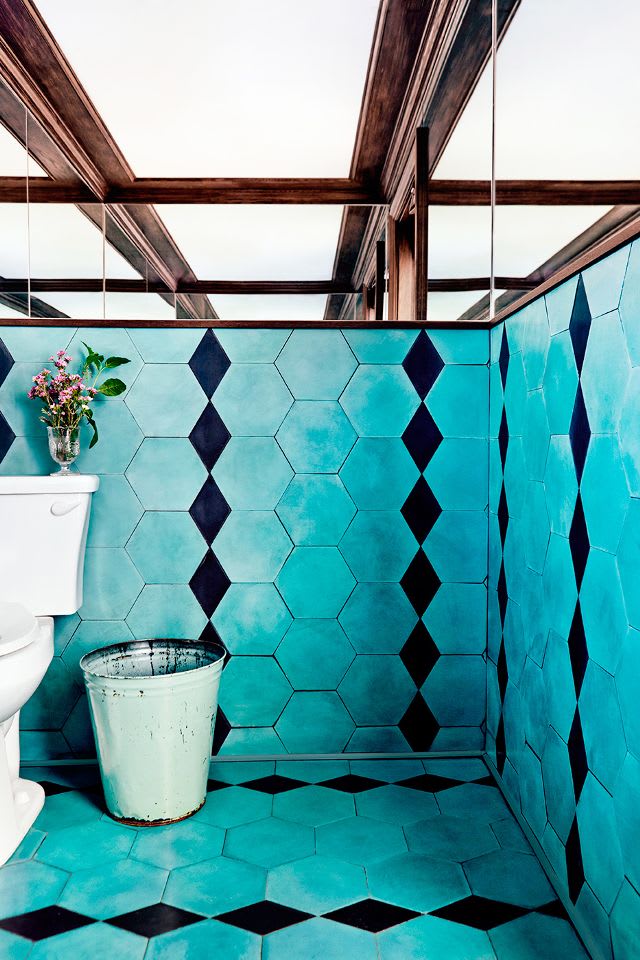 Turquoise bathroom wall tile