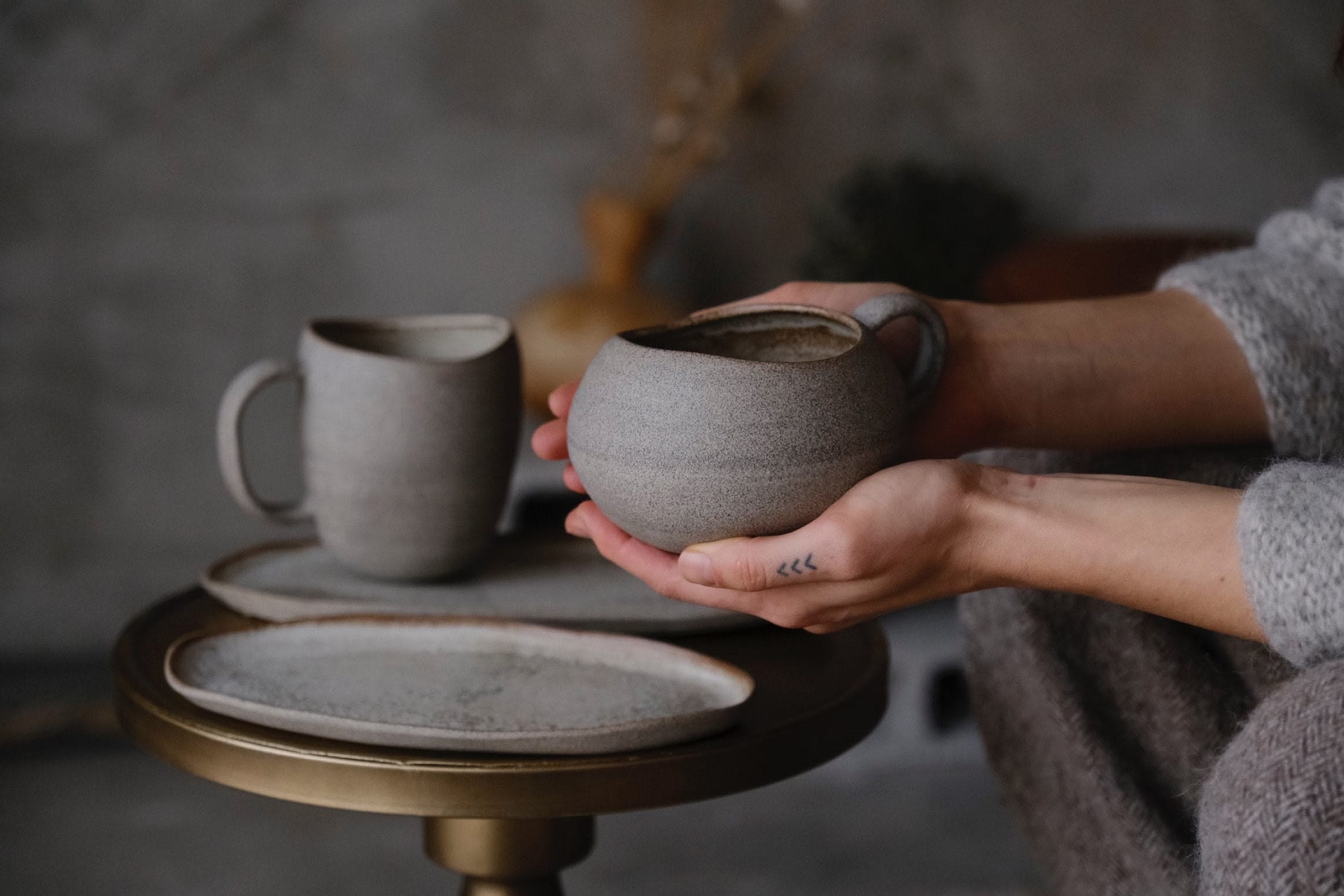 Ceramic Tea Cups and Ceramic Coffee Mugs Hand carved set of 2 400 ml