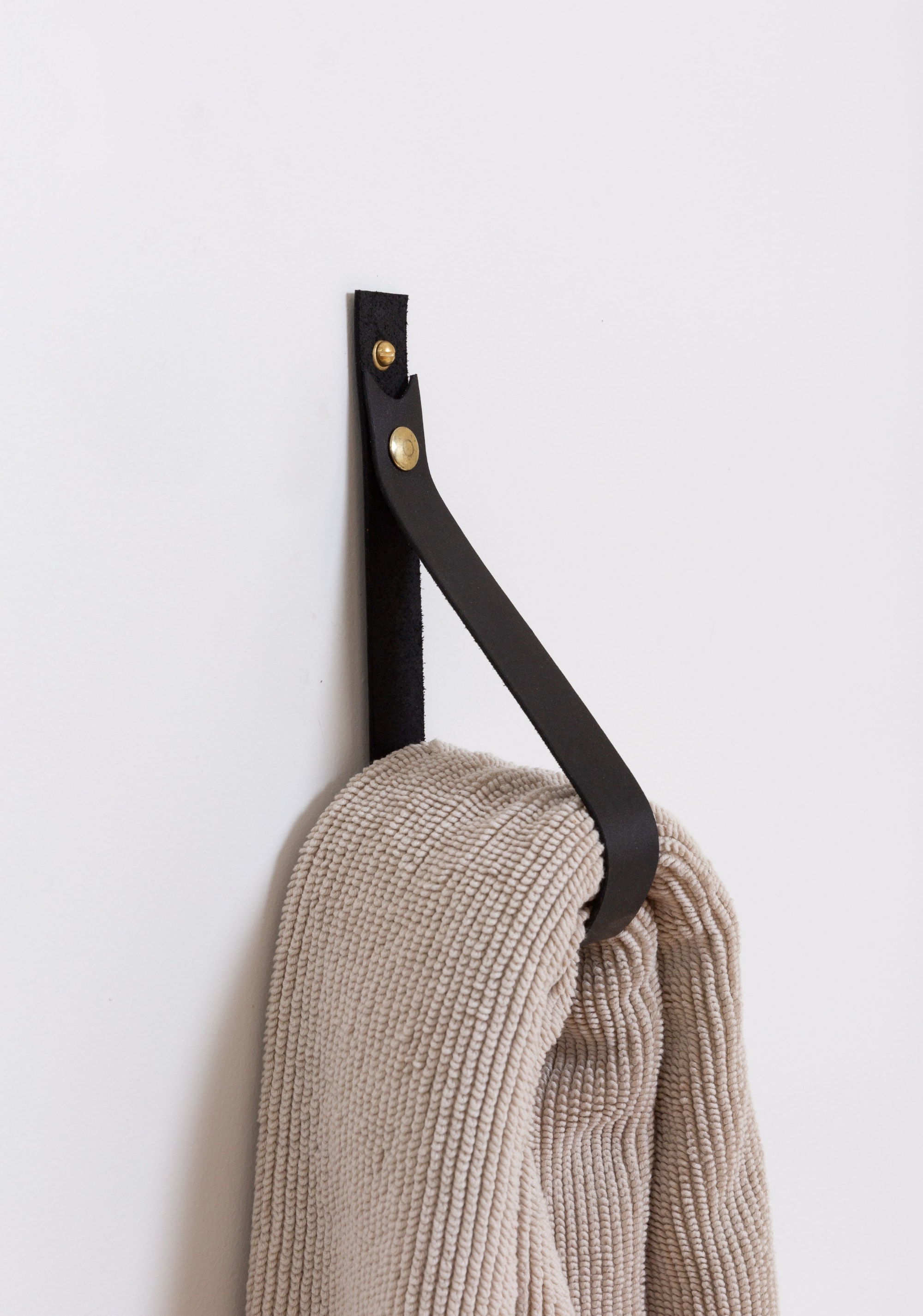 KEYAIIRA - Small Leather Wall Hook, wall hanging strap towel hook