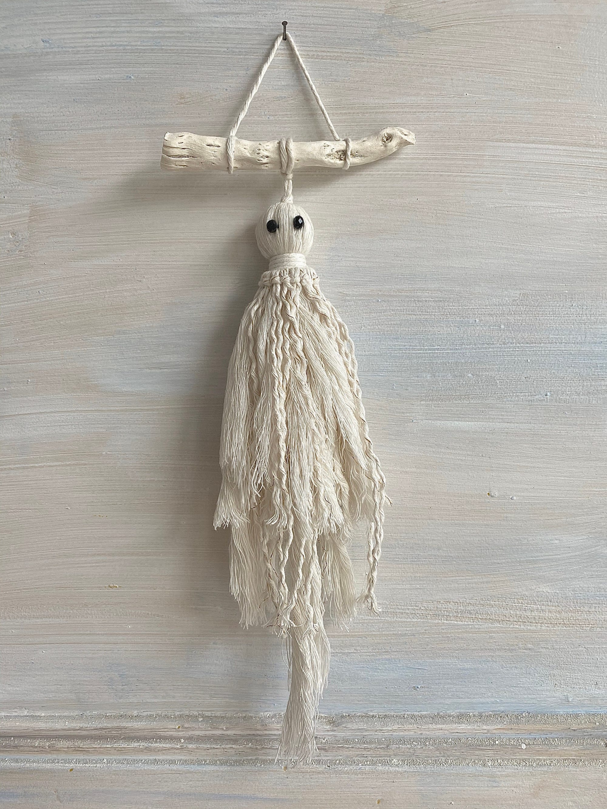 Macrame Rope Ghost Wall Decor - Beige Halloween Autumn Fall Decor Modern  Cute Trendy House Decor Minimalist Fun Scandi Ghost Character Gift