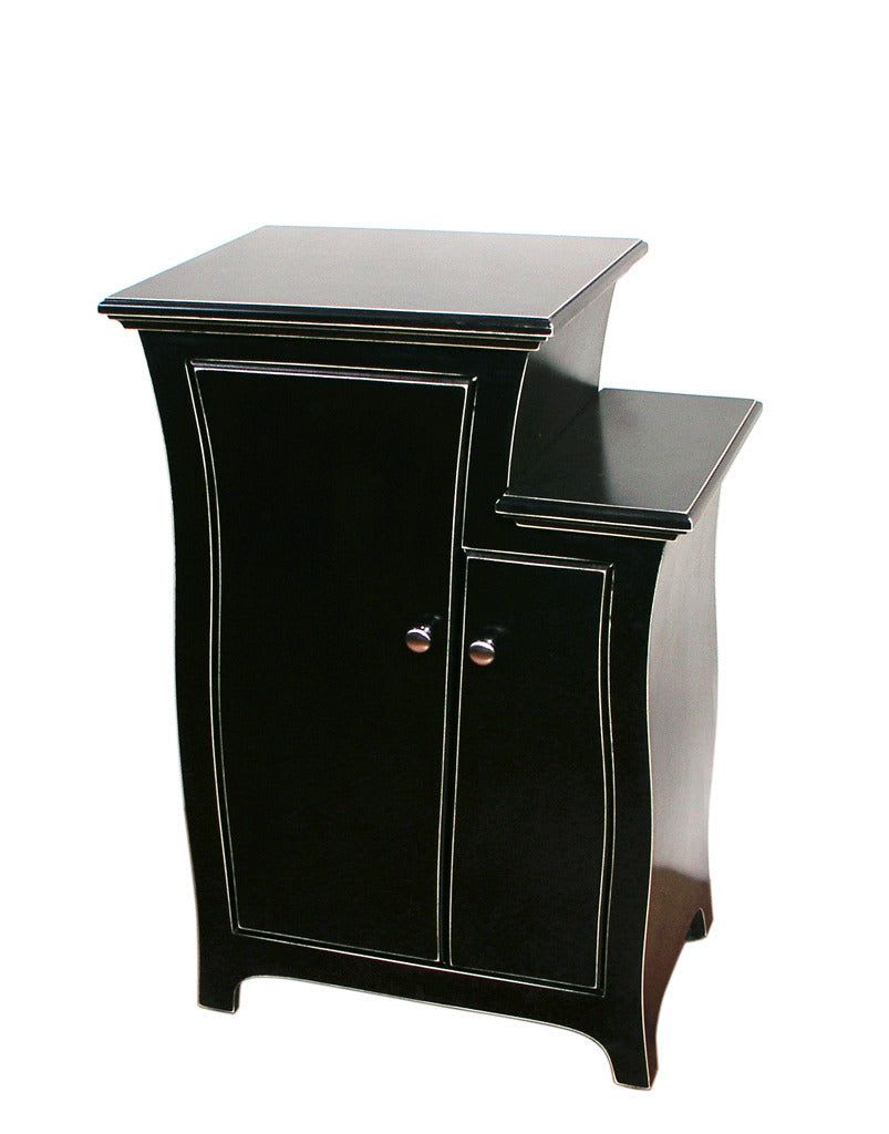 Dust Furniture Black Paint Swatch - dust furniture*