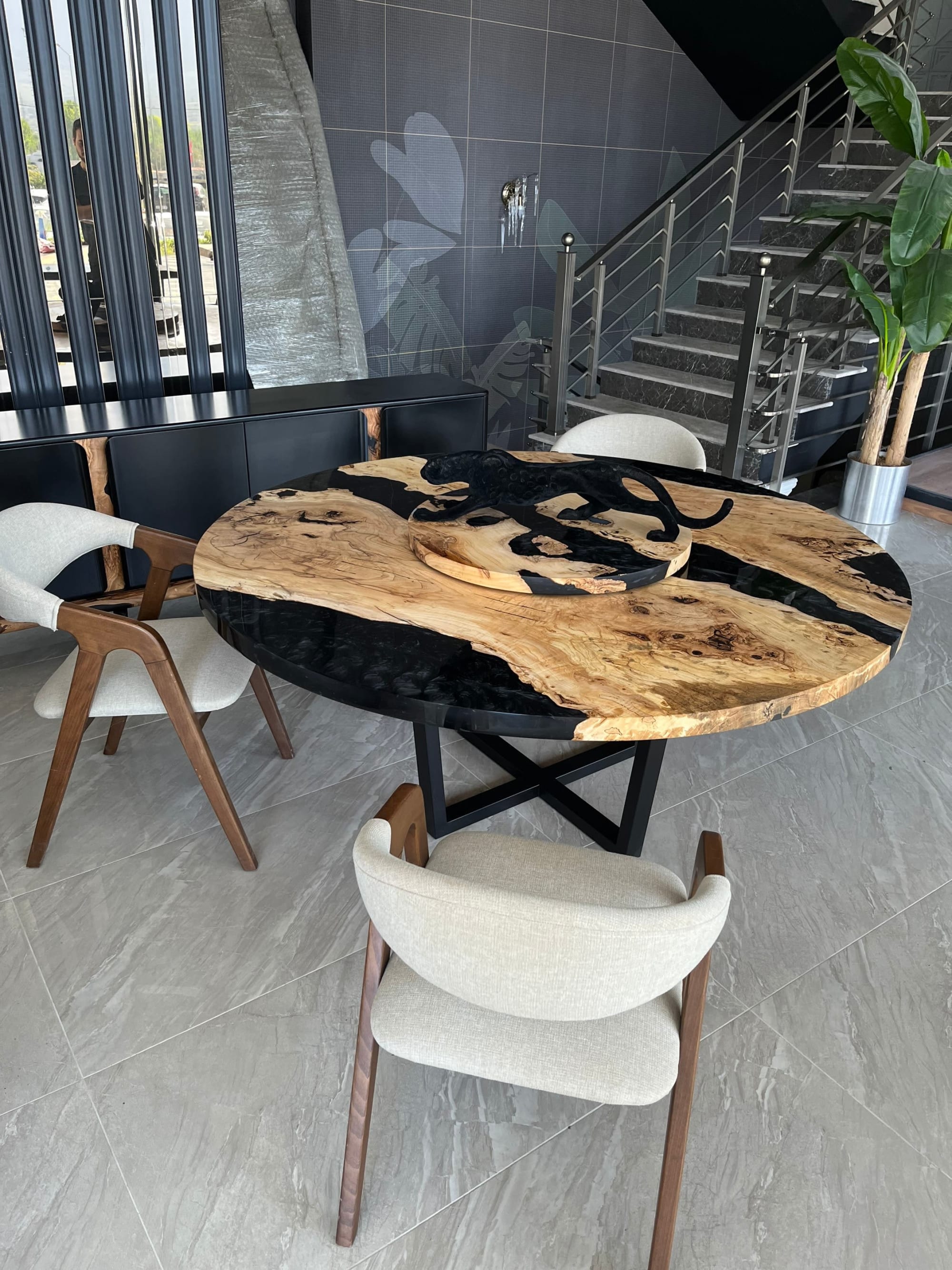 Round Epoxy Resin Dining Table, Custom Black Epoxy Table by Tinella Wood