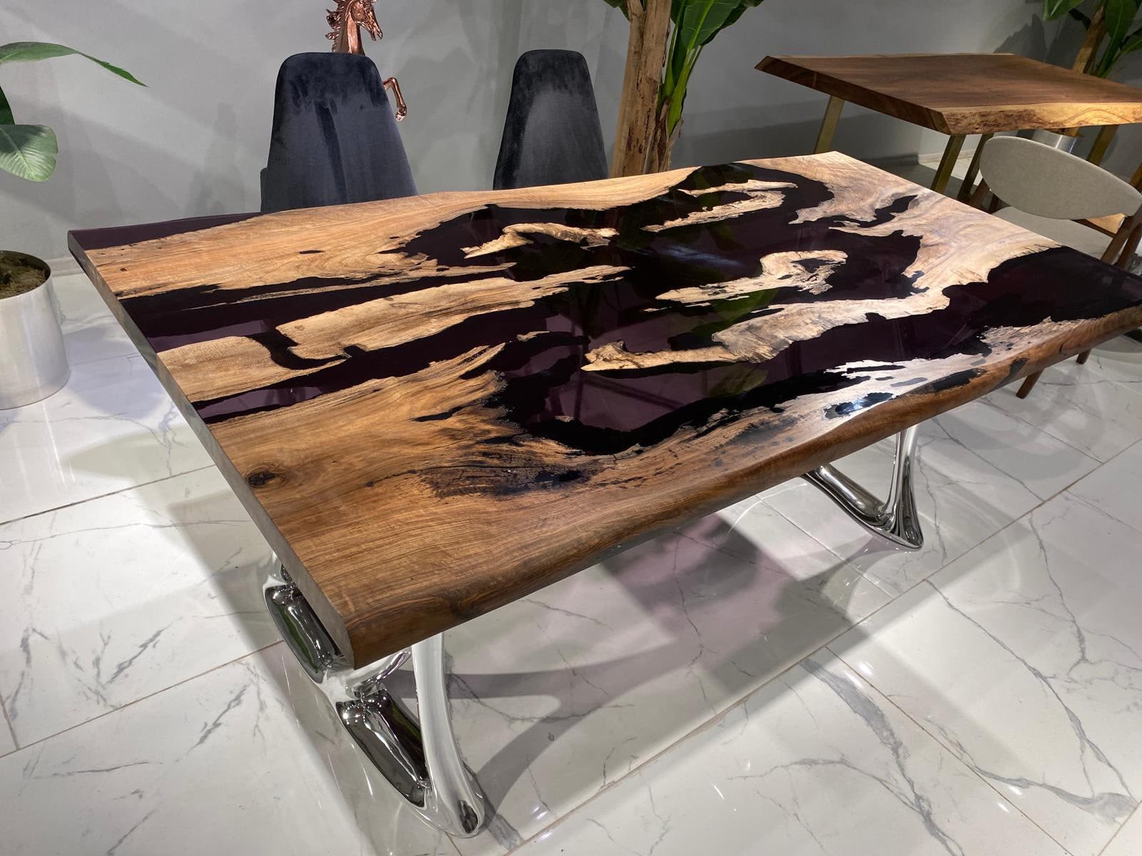 Round Epoxy Resin Dining Table, Custom Black Epoxy Table by Tinella Wood