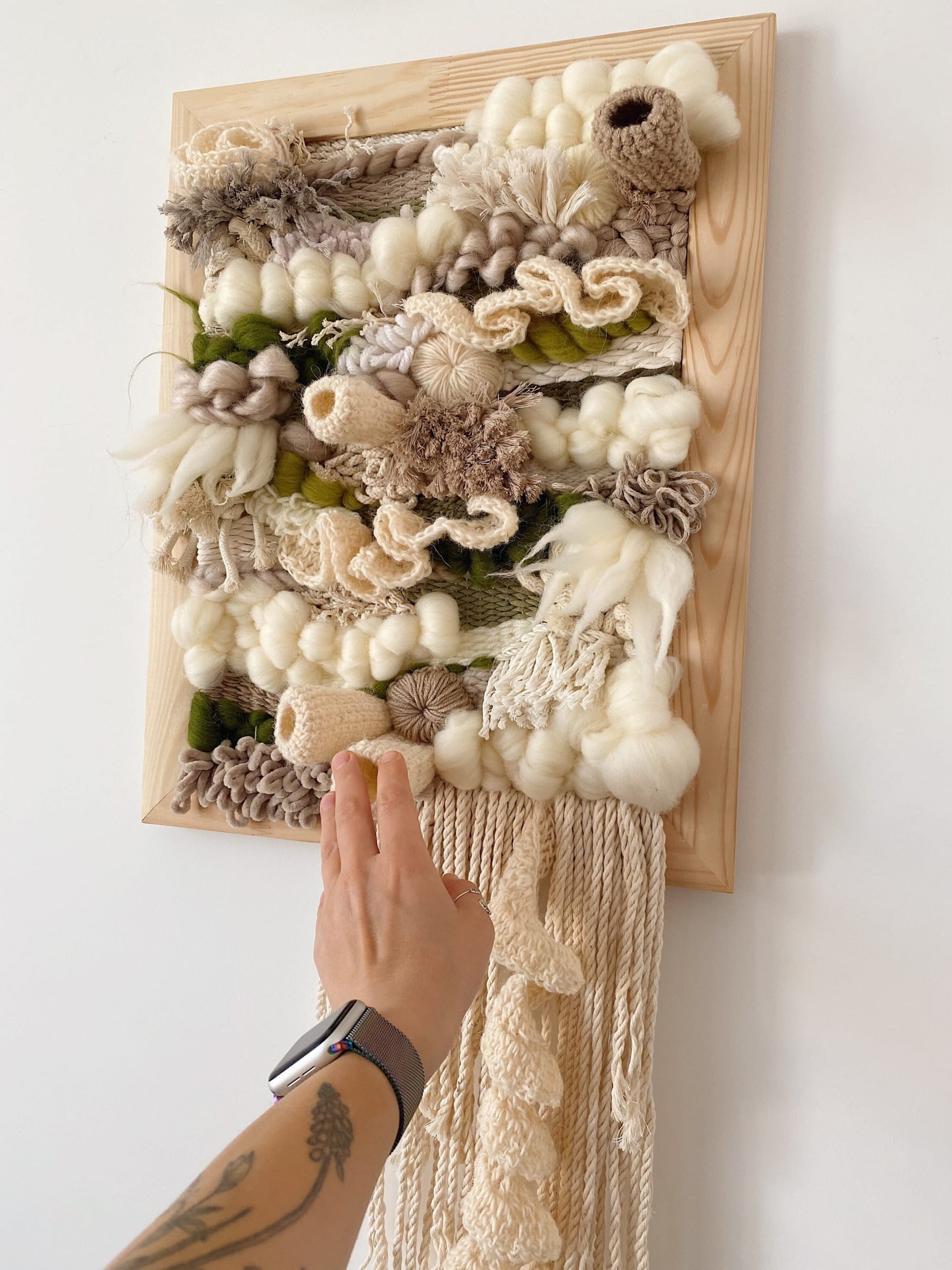 Unique coral reef wall decoration by Awesome Knots