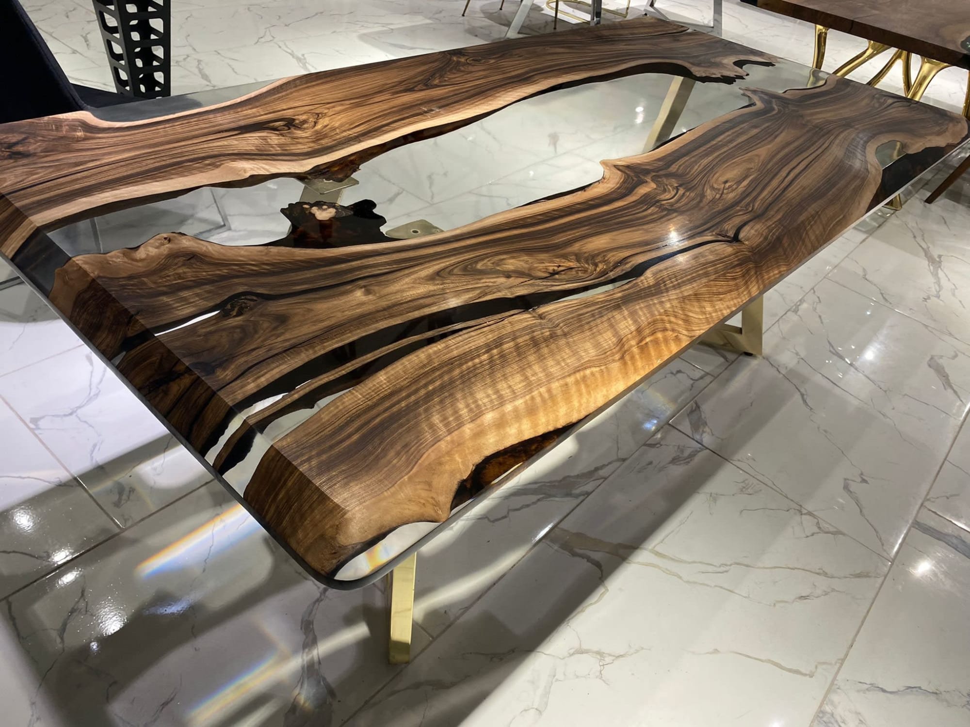 Custom Clear Epoxy Table - Epoxy Resin Table - Dining Table by Tinella ...