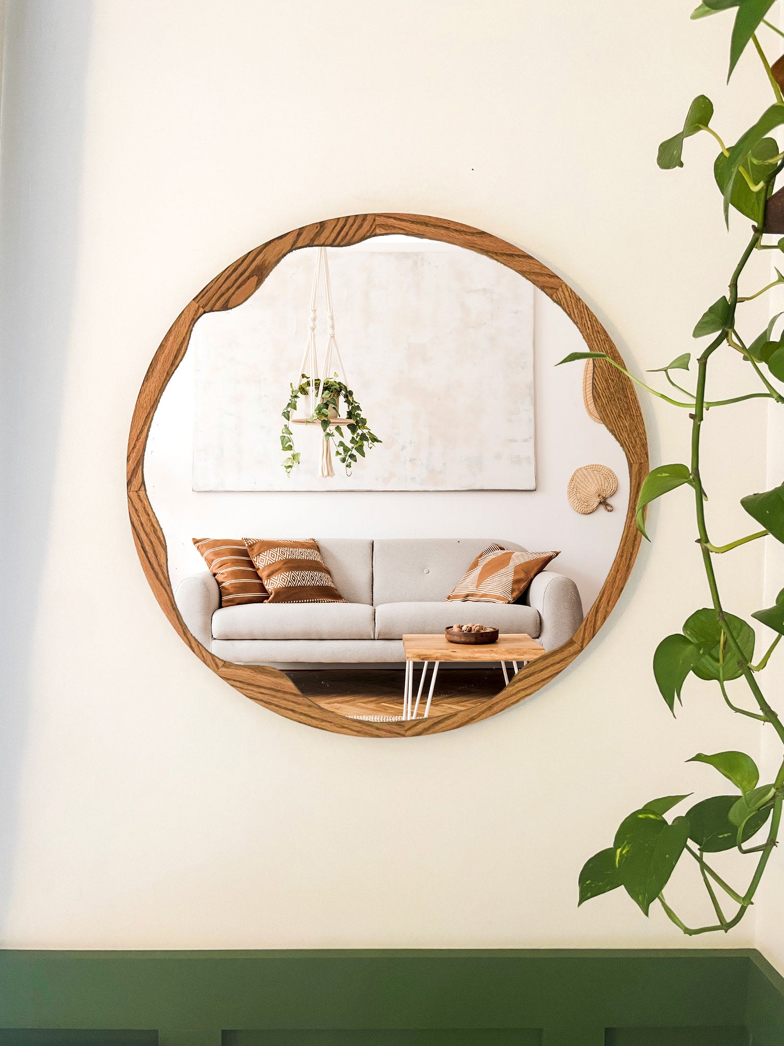 Round Mirrors Are Our Latest Decor Obsession: Here Are 8 to Shop Now
