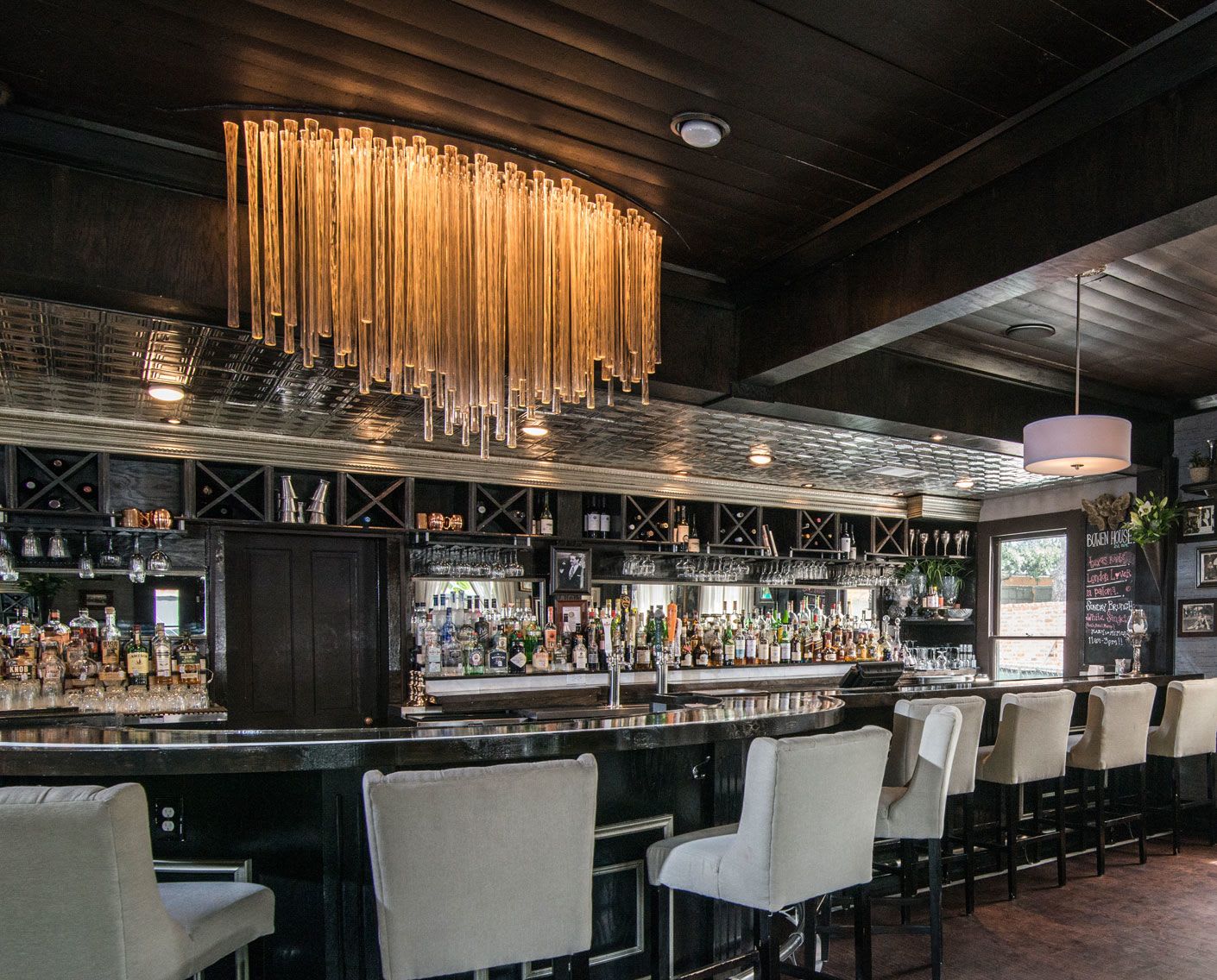 Bowen House Chandellier By Carlyn Ray Designs At Bowen House Dallas Wescover Chandeliers