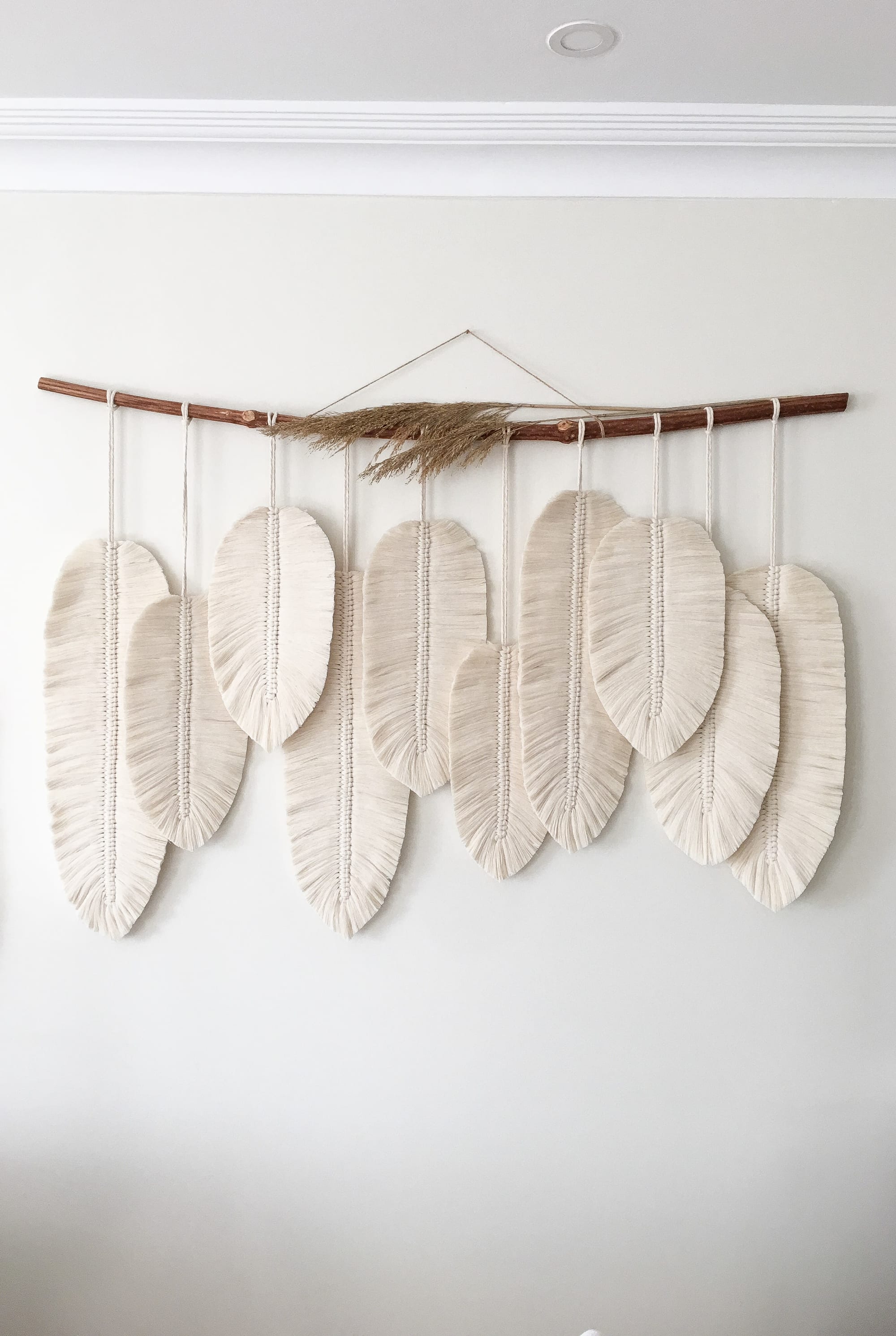 Large Macrame Feathers with 10 feathers