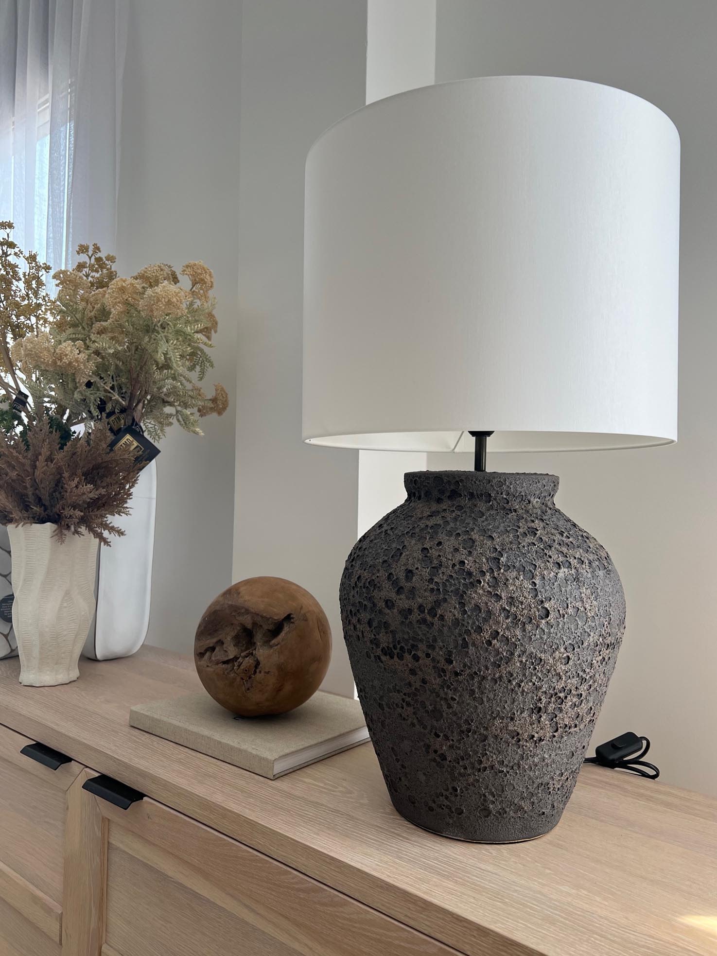 Big store table lamp