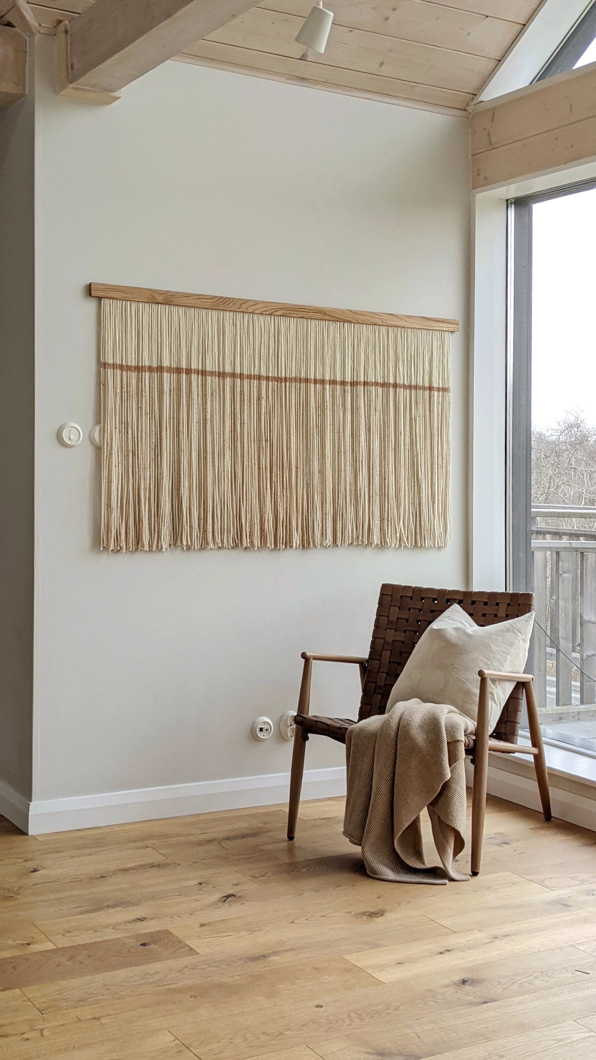 Dip dye yarn wall hanging hot sale