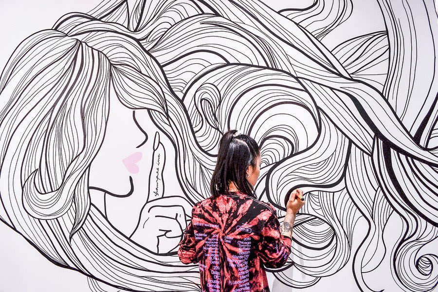 Flowing Hair Mural By Graphic Tina Seen At Shampoo Inc Toronto Wescover