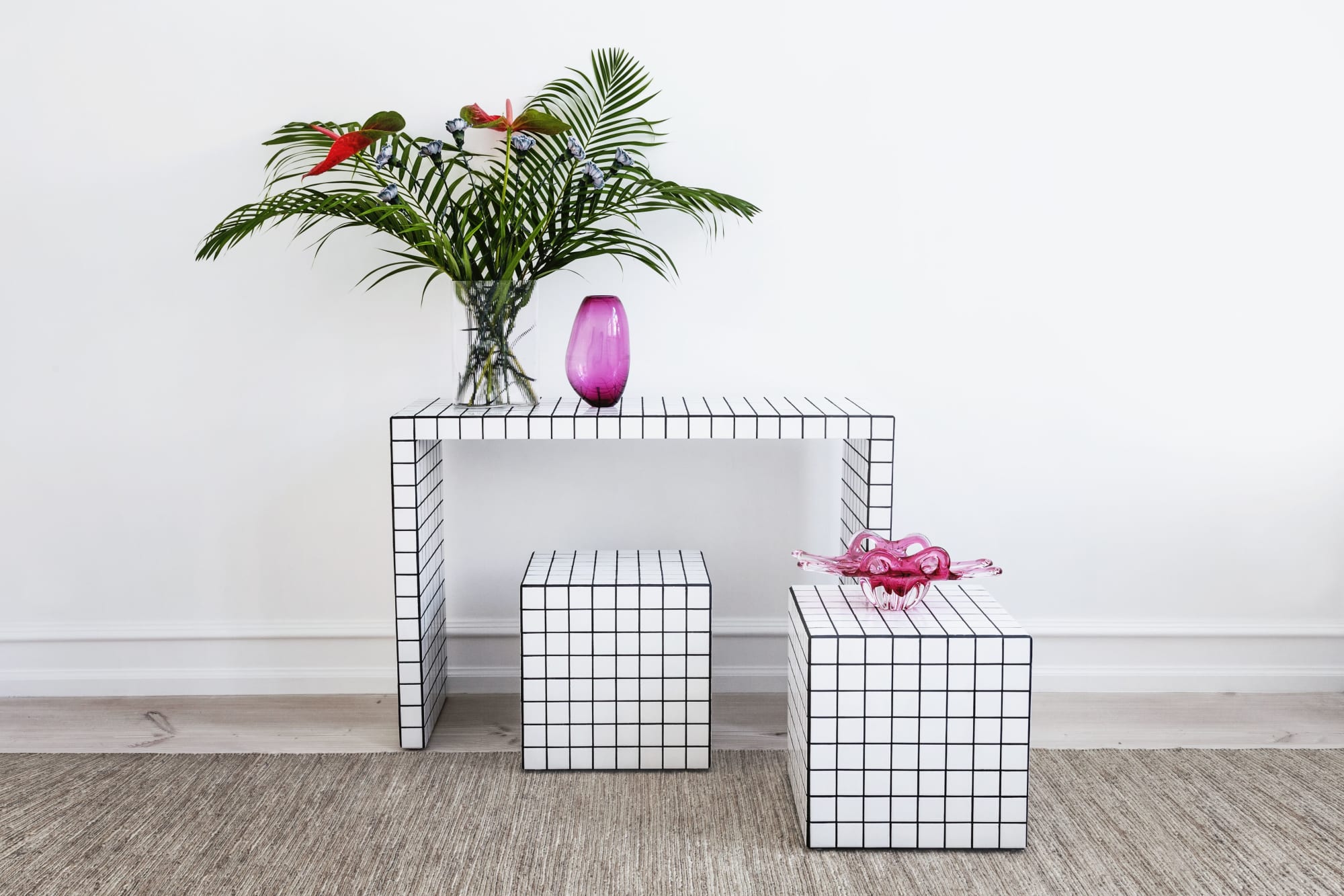 Short Console Table, White by IKON KØBENHAVN | Wescover Tables