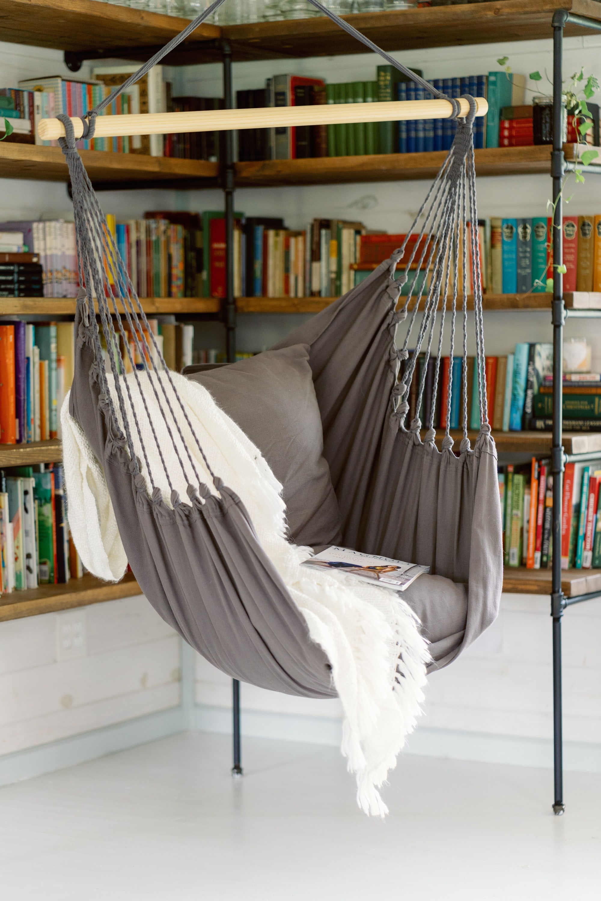 Grey hammock outlet chair