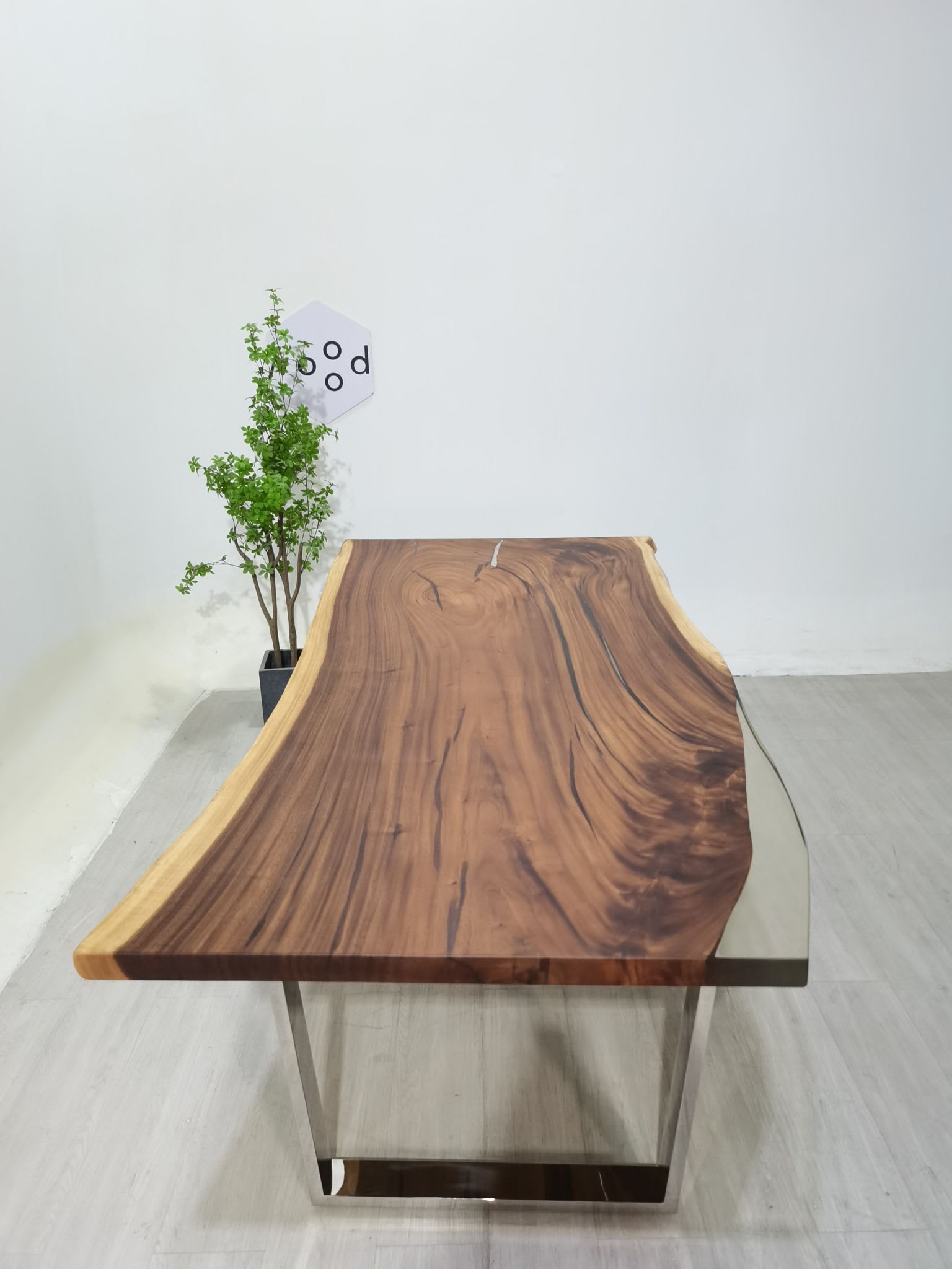 8 seater discount dining table wood