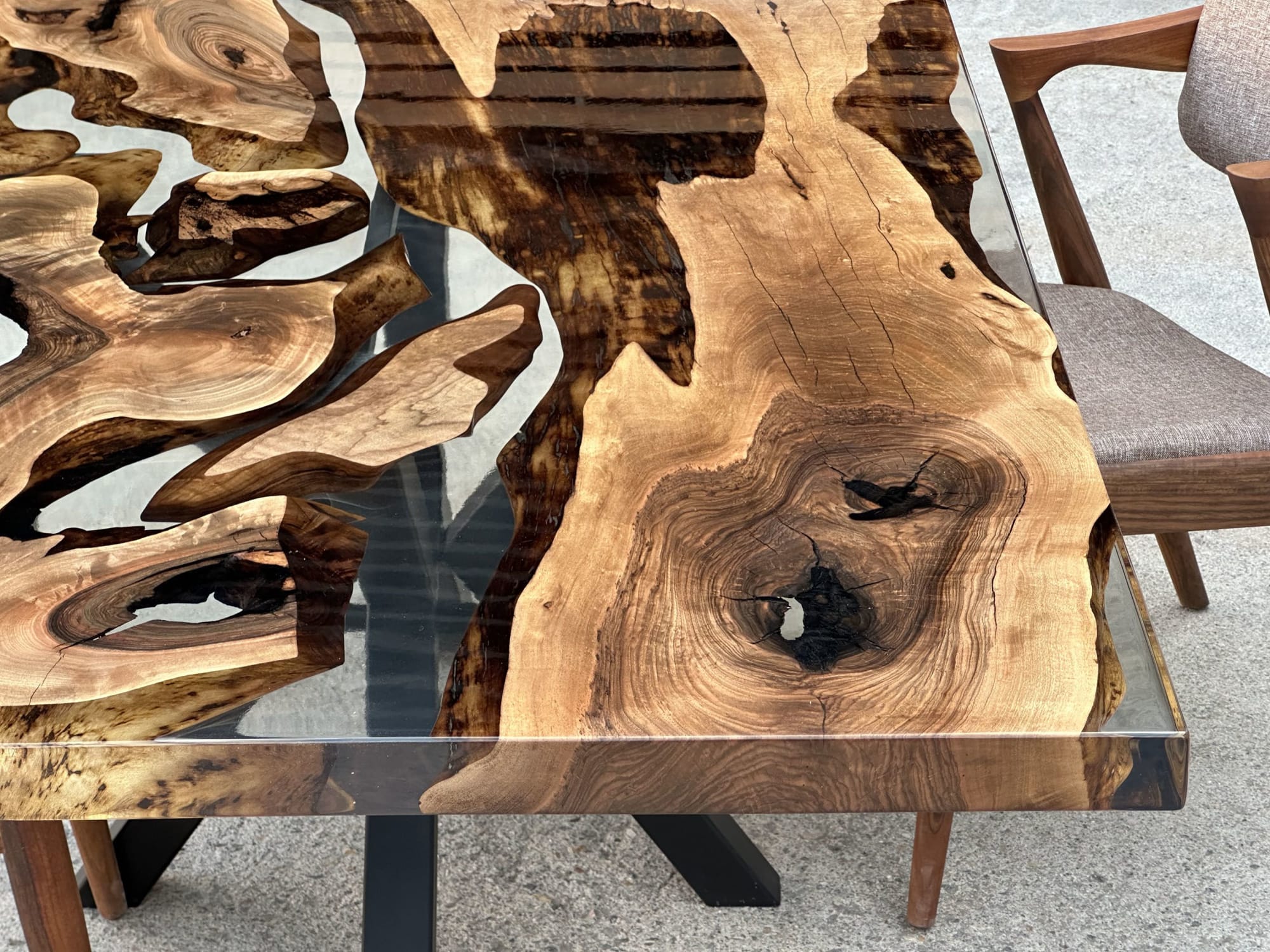 Epoxy walnut table top new arrivals