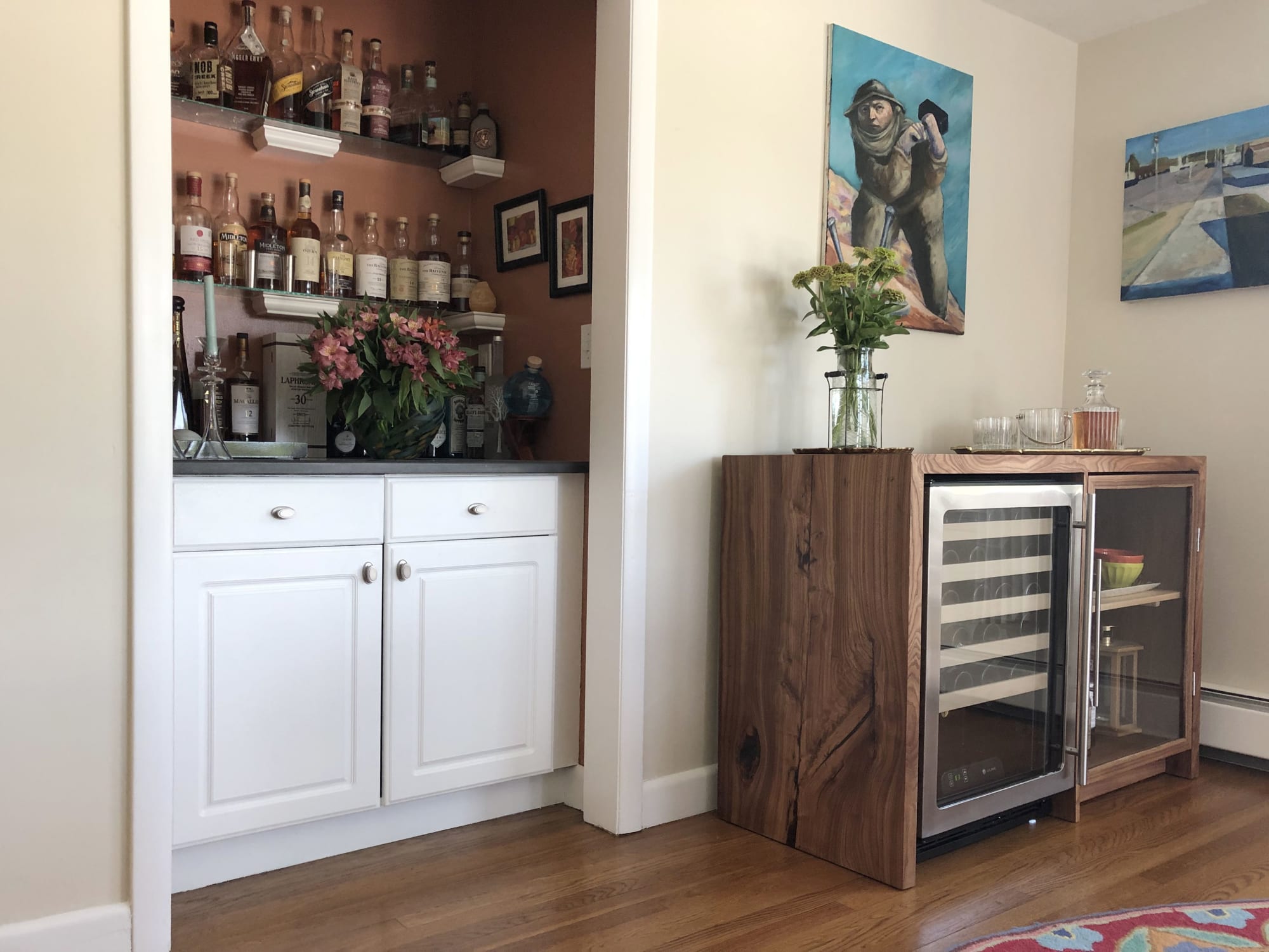 Bar cabinet with online fridge storage