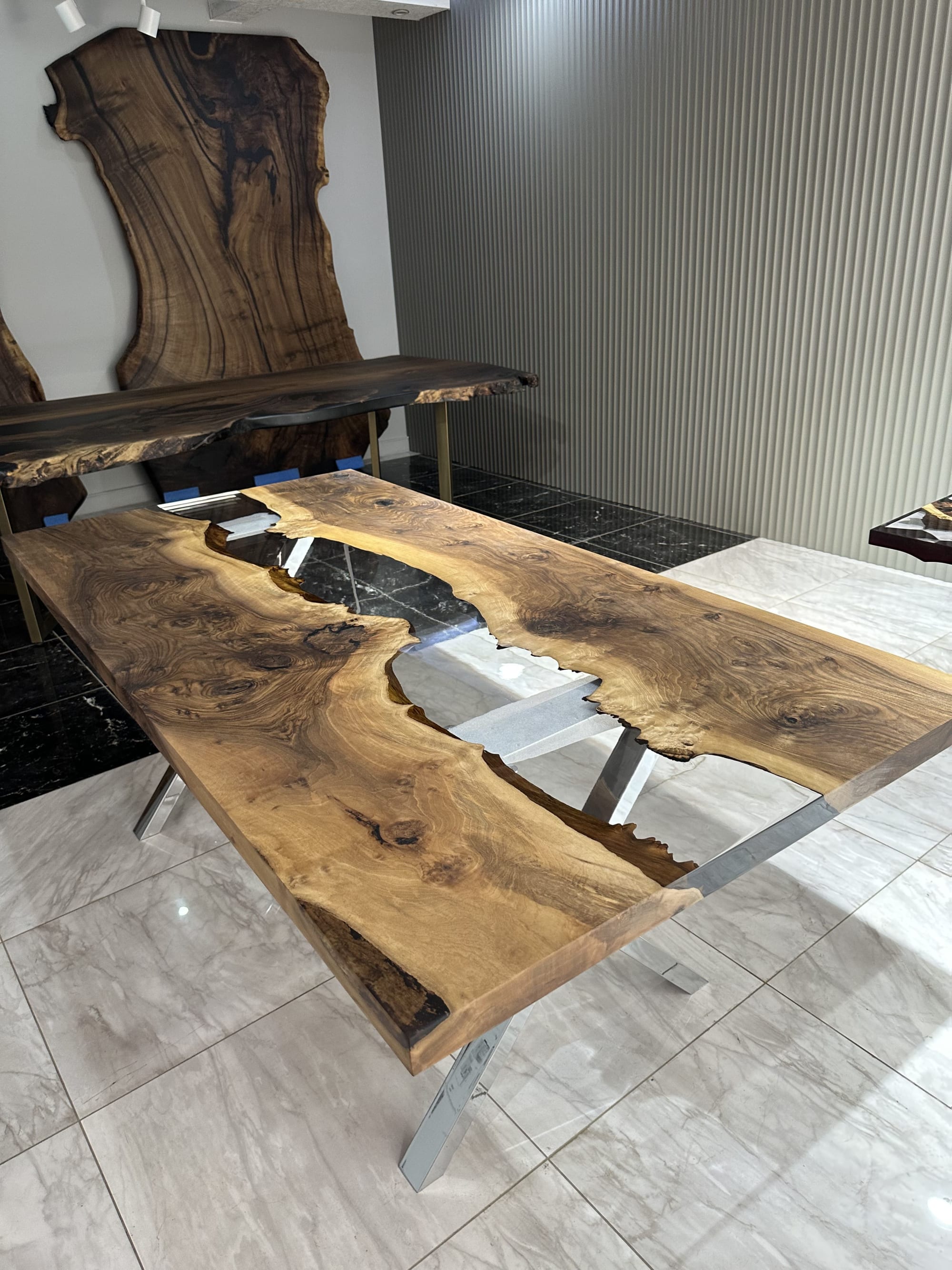 Clear Epoxy Resin Table Top - Live Edge Epoxy Table by Tinella