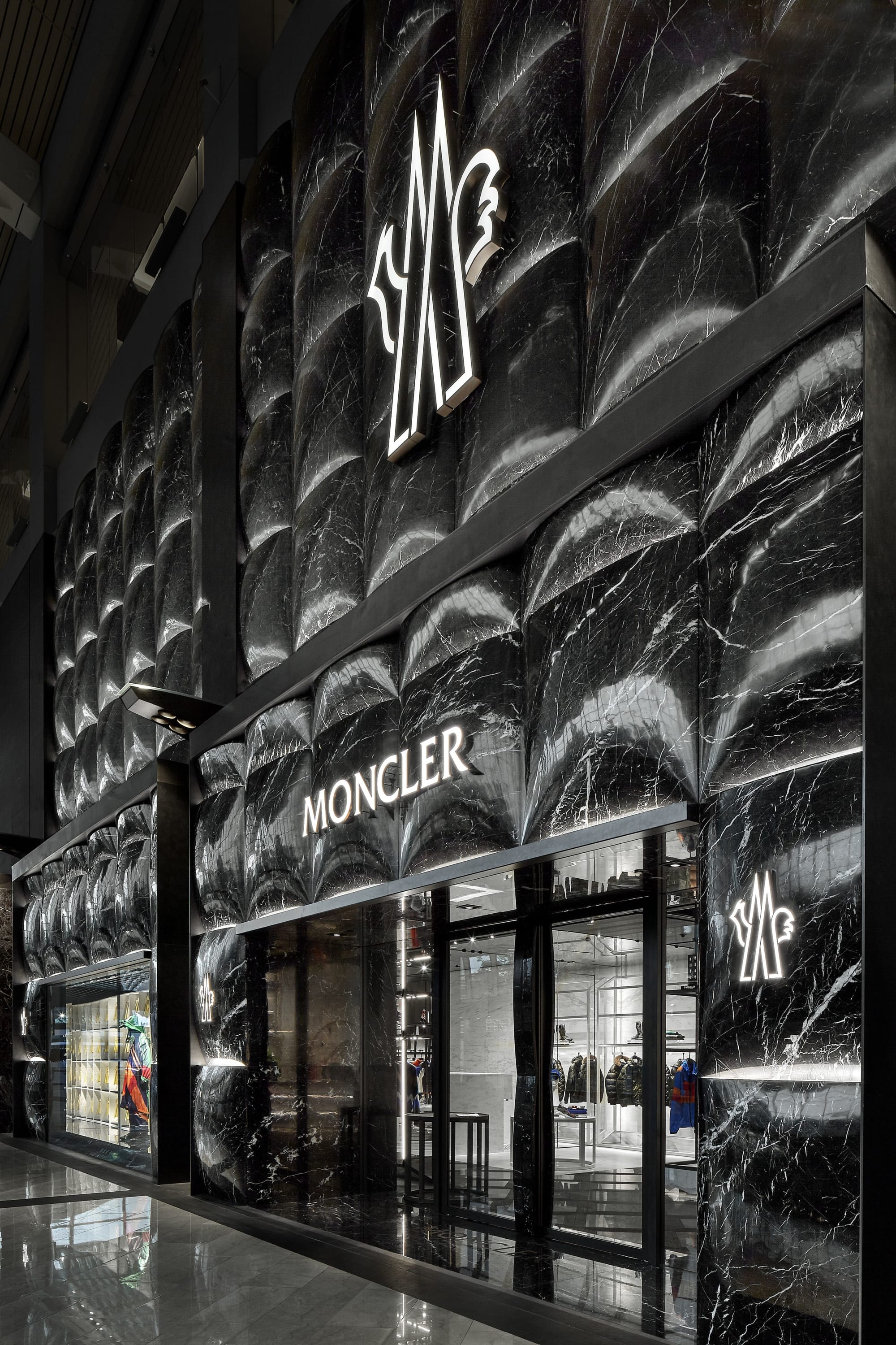 moncler marina bay sands
