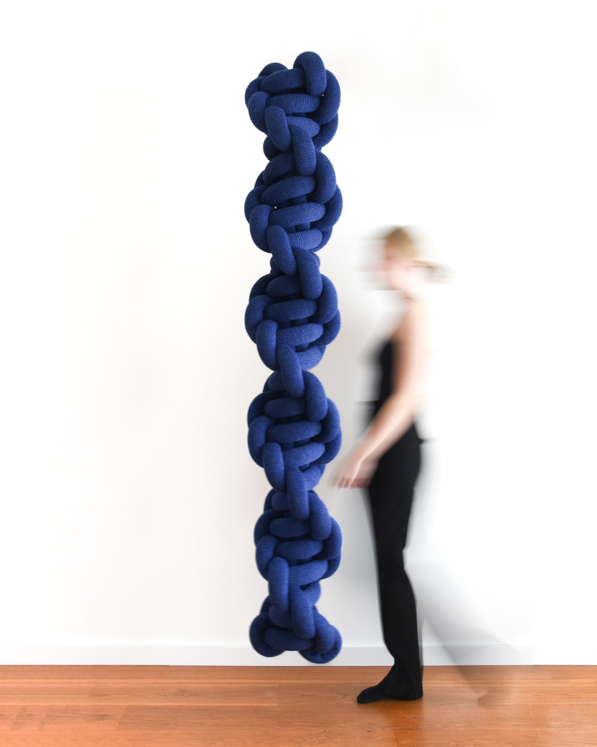 KNITKNOT - dna #1 by Tamar Samplonius | Wescover Wall Hangings