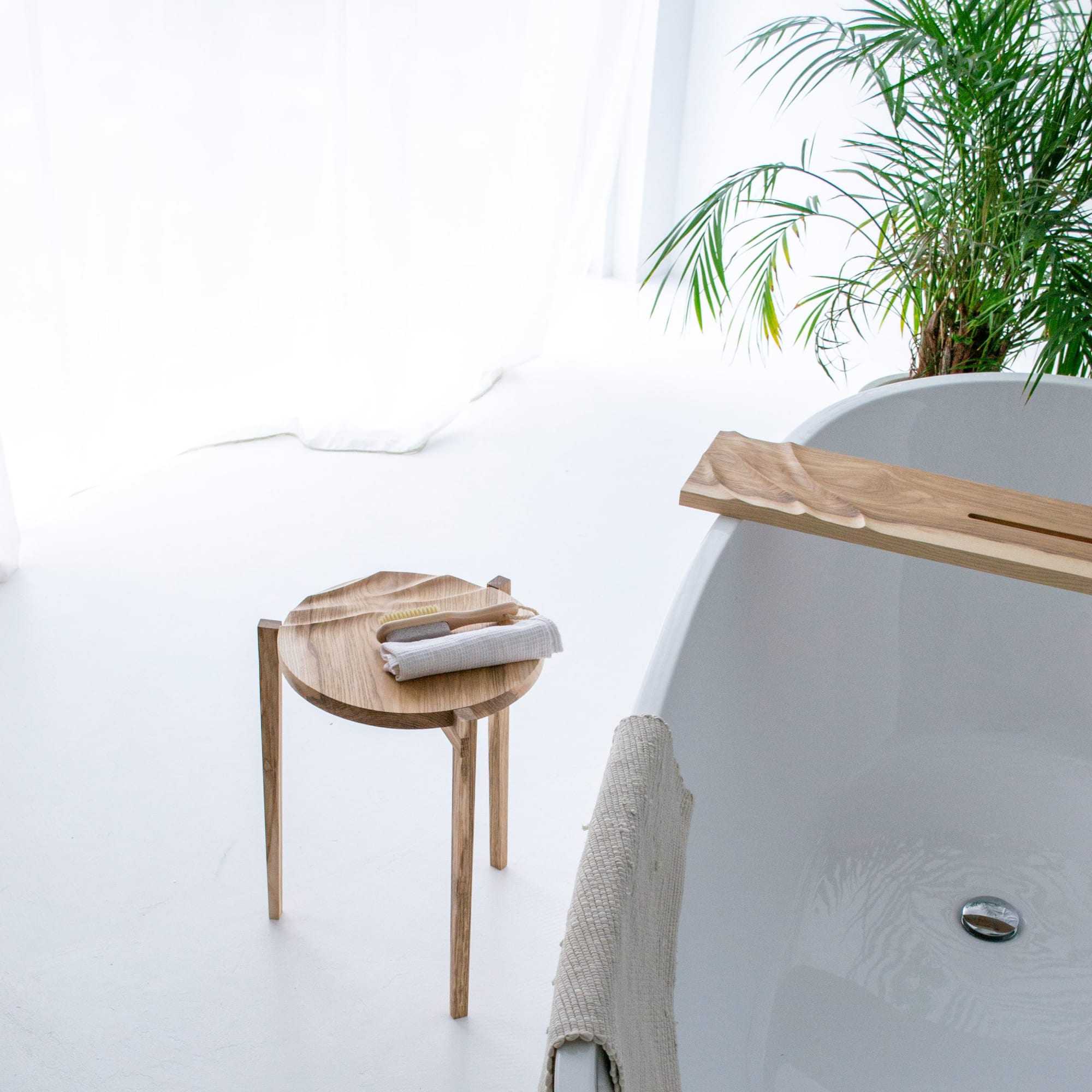 Side Tables for the Tub