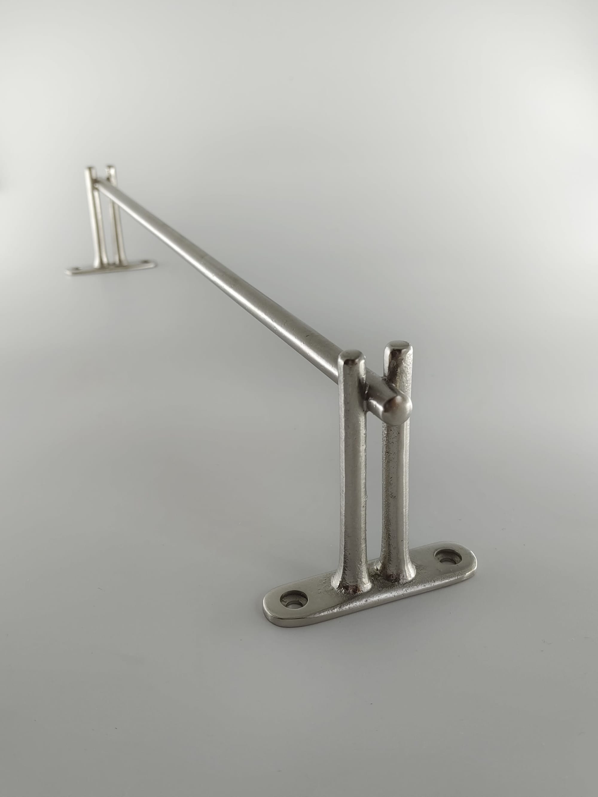 Luxury Bar Towel Hanger N16 Small - 18 Inches by Mi&Gei Hardware