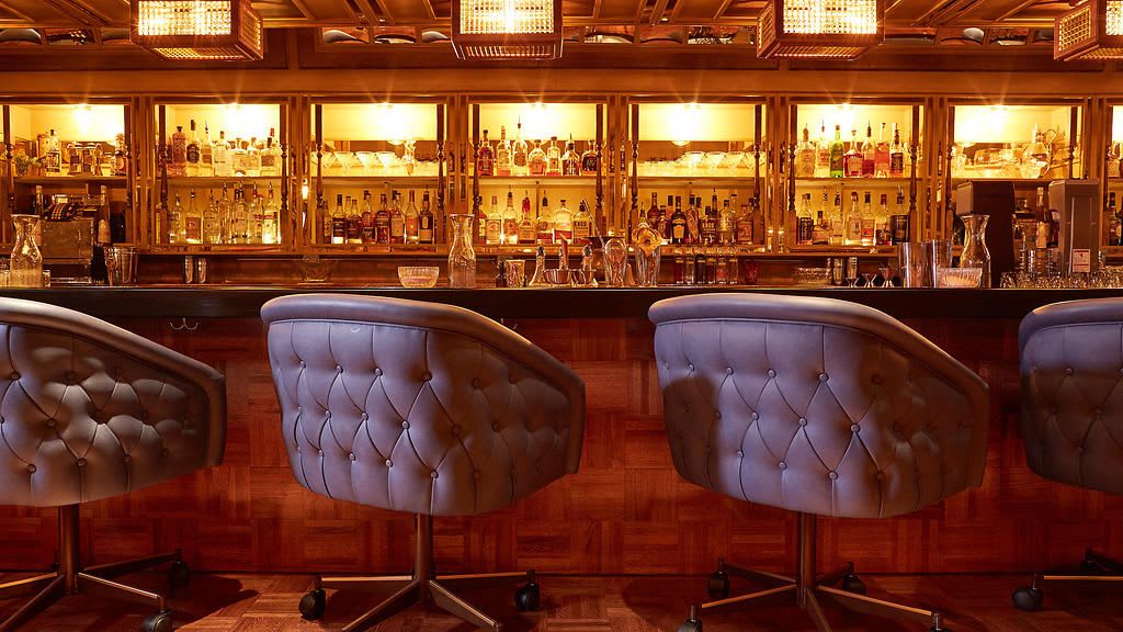 Button Tufted Clubchair