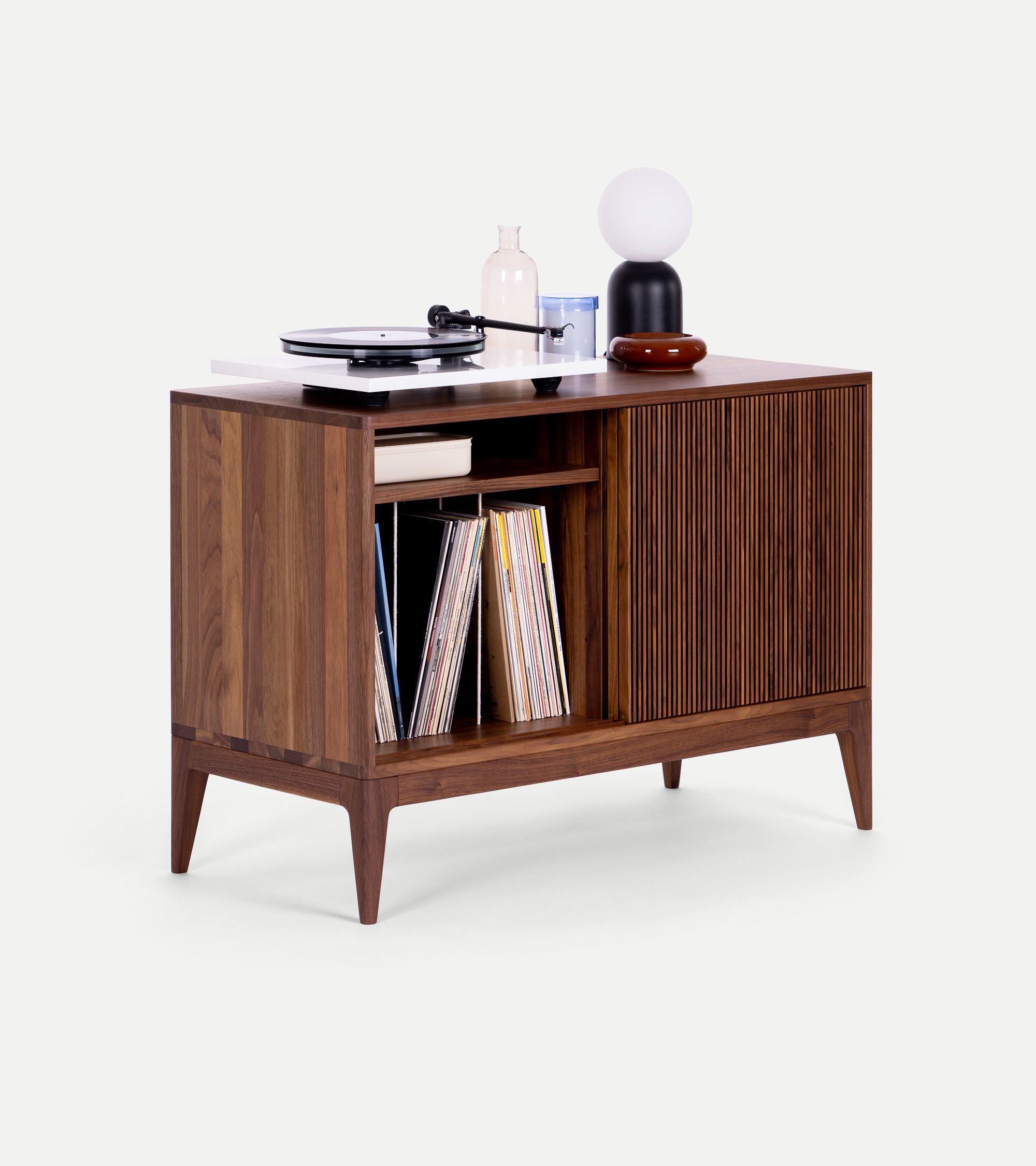 TONN 101 – Walnut Wood Record Player Stand by Mo Woodwork at