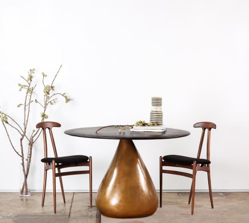 Organic Round Black Table By Konekt Seen At Philadelphia