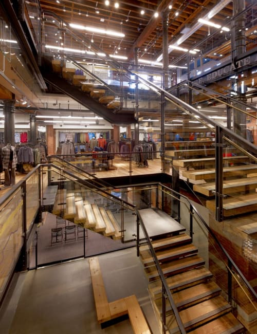 Monumental Guard Rail | Hardware by Amuneal | REI in New York