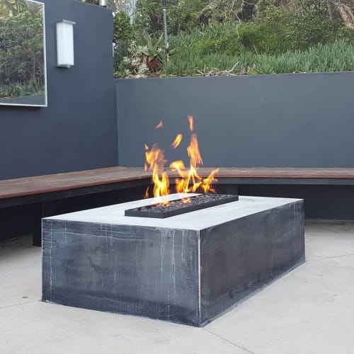 Custom Fire Pit | Fireplaces by All Roads | Private Residence, Eagle Rock, Los Angeles in Los Angeles