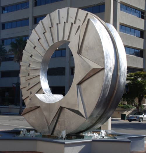 Sarasota Deco | Public Sculptures by Rob Lorenson | Plaza at Five Points in Sarasota