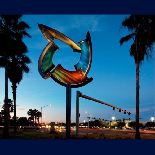 Kinetic Ring | Public Sculptures by C Glass Studio | WestShore Plaza in Tampa