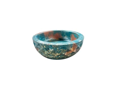 Tectonic Faceted Valet Bowl | Decorative Bowl in Decorative Objects by RAW & UNIQ