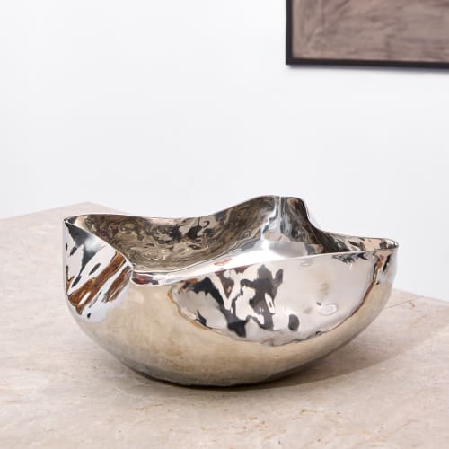 Shell | Serving Bowl in Serveware by Rikan