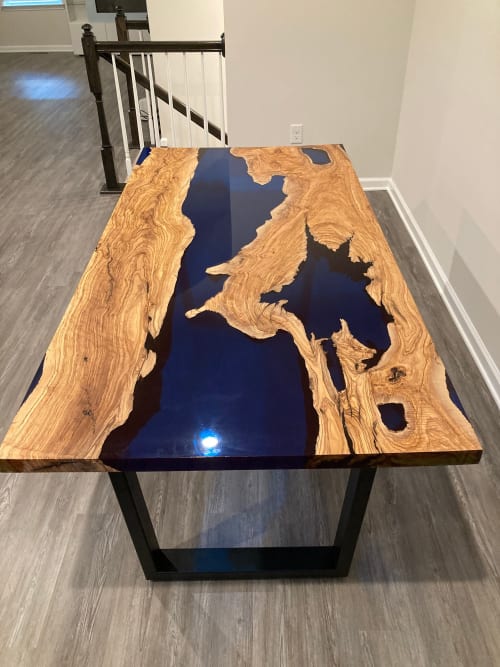 Olive Epoxy Resin Table , Dining Epoxy Table, Handmade | Tables by Tinella Wood