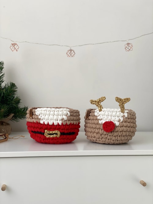 Christmas deer and Santa baskets for decoration and gifts | Decorative Objects by Anzy Home