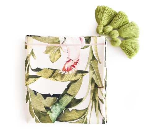 Amazonas Table Runner | Linens & Bedding by OSLÉ HOME DECOR