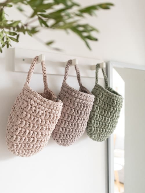 Single handle hanging basket | Storage Basket in Storage by Anzy Home
