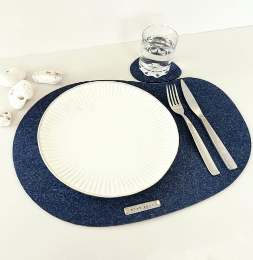 Personalized felt placemat and coaster set with name, 1 pc. | Tableware by DecoMundo Home