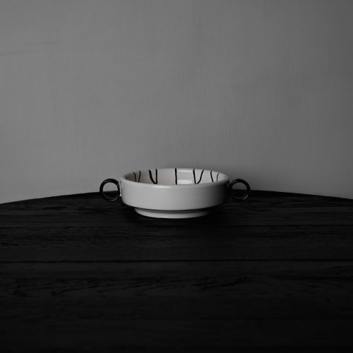 Thin Caro Bowl Small | Decorative Bowl in Decorative Objects by Dennis Kaiser