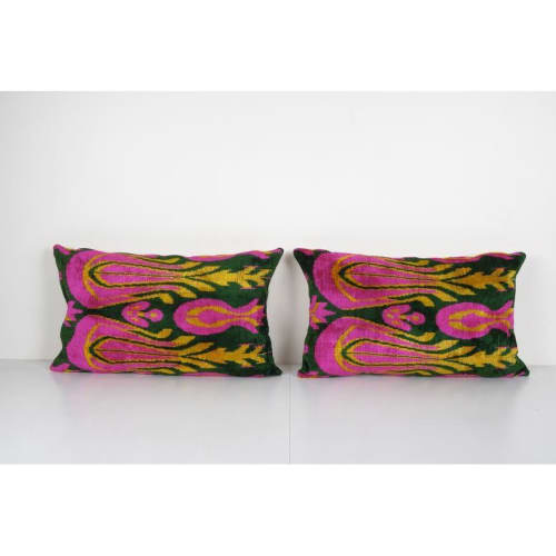 Set of Two Pink Silk Ikat Pillow with Tulip Pattern, Handloo | Cushion in Pillows by Vintage Pillows Store