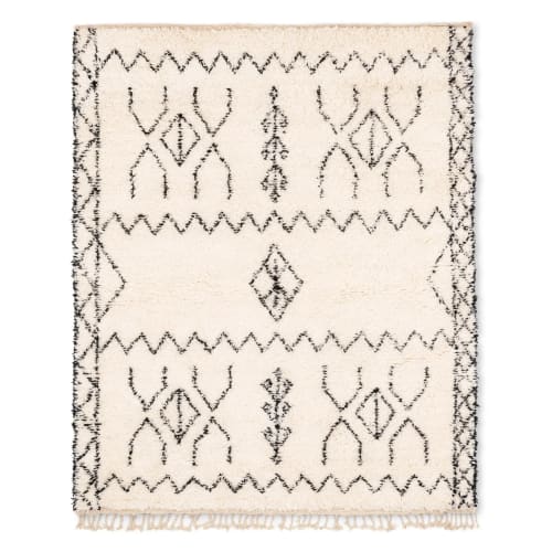 Contemporary Moroccan rug, beni ourain rug | Area Rug in Rugs by Benicarpets
