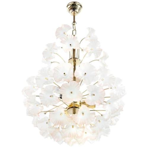 Alan Mizrahi KA1831 Hibiscus | Chandeliers by Alan Mizrahi Lighting Design