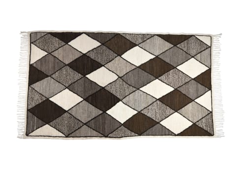 Handknotted wool rug | Rugs by Berber Art