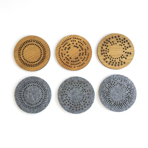Wood, gray felt round coasters "Dots". Set of 6 | Tableware by DecoMundo Home