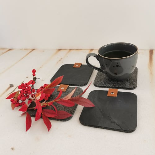 Black and grey stone coasters for cups. Set of 4 | Tableware by DecoMundo Home
